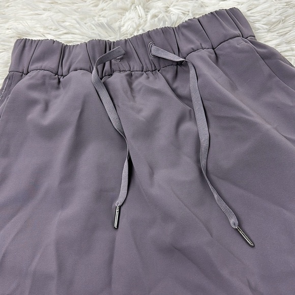 Lululemon On The Fly Skirt *21" Magnum - Picture 2 of 4